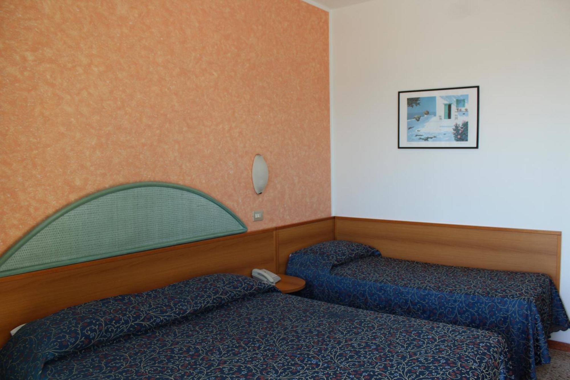 Abahotel 米兰马瑞提那 外观 照片